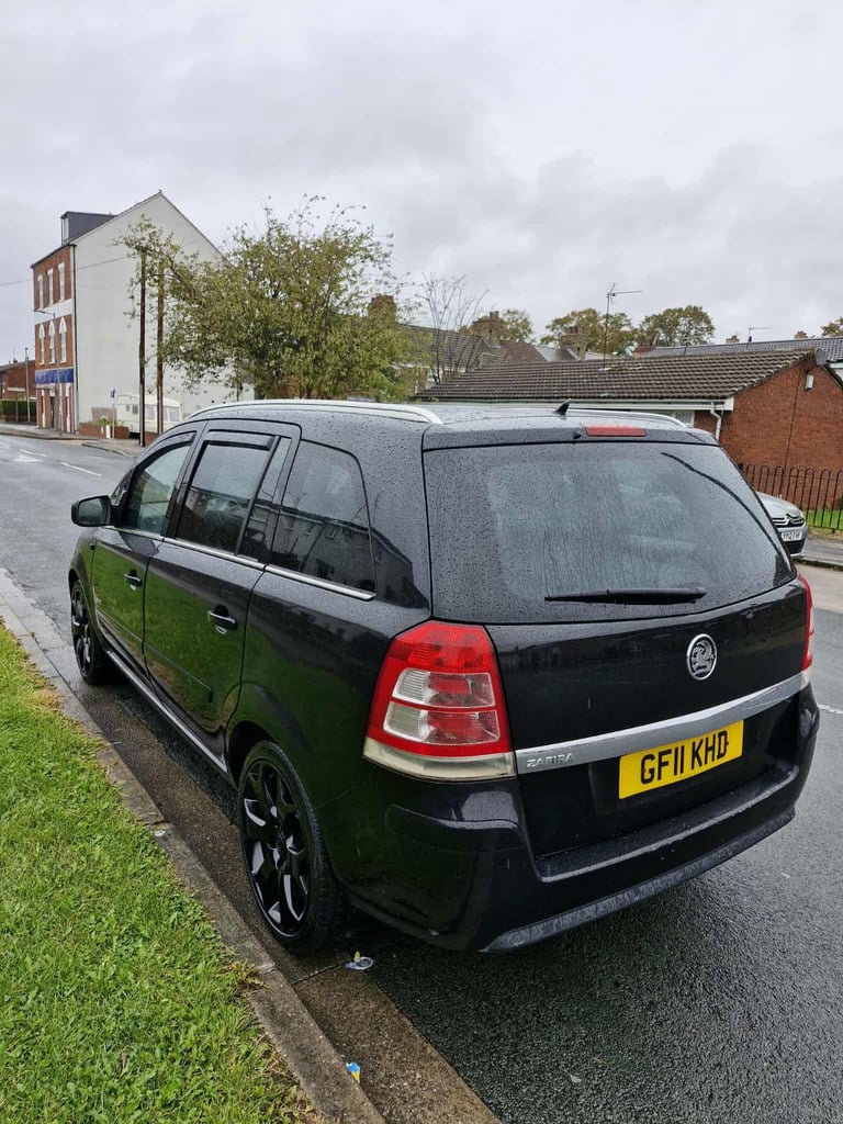 Vauxhall, ZAFIRA, MPV, 2011, Manual, 1686 (cc),5 doors - Image 17