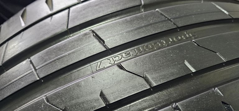 255 35 21 98Y   2 x tyres Continental Sport Contact 7