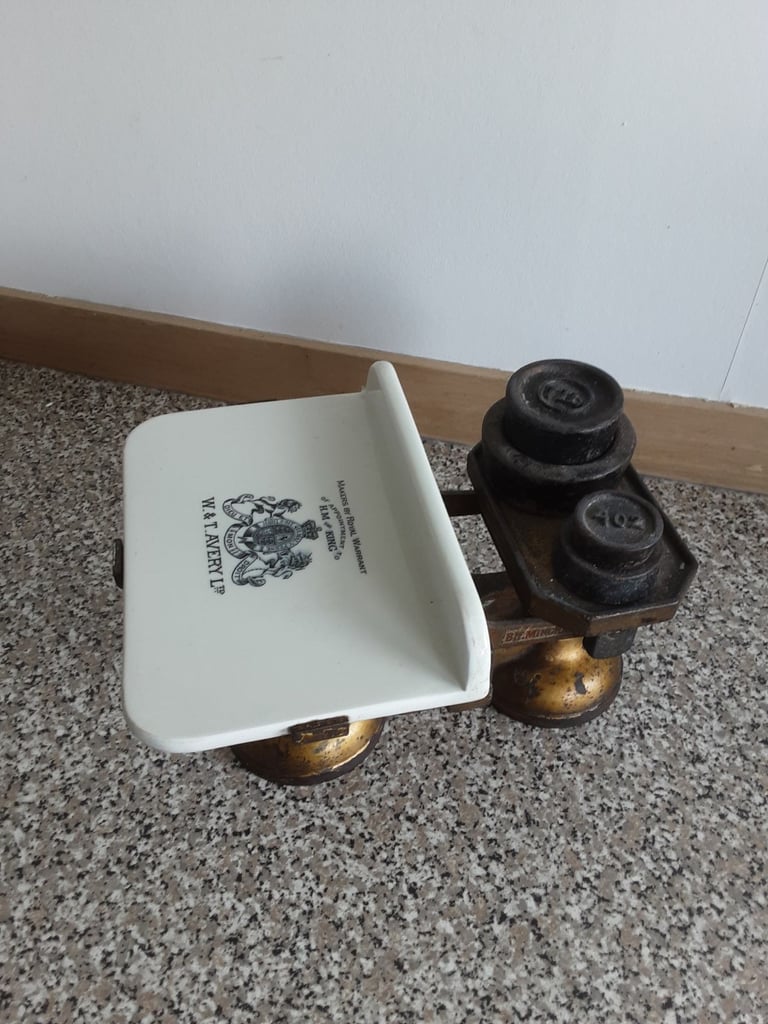 Old Kitchen Scales with weights