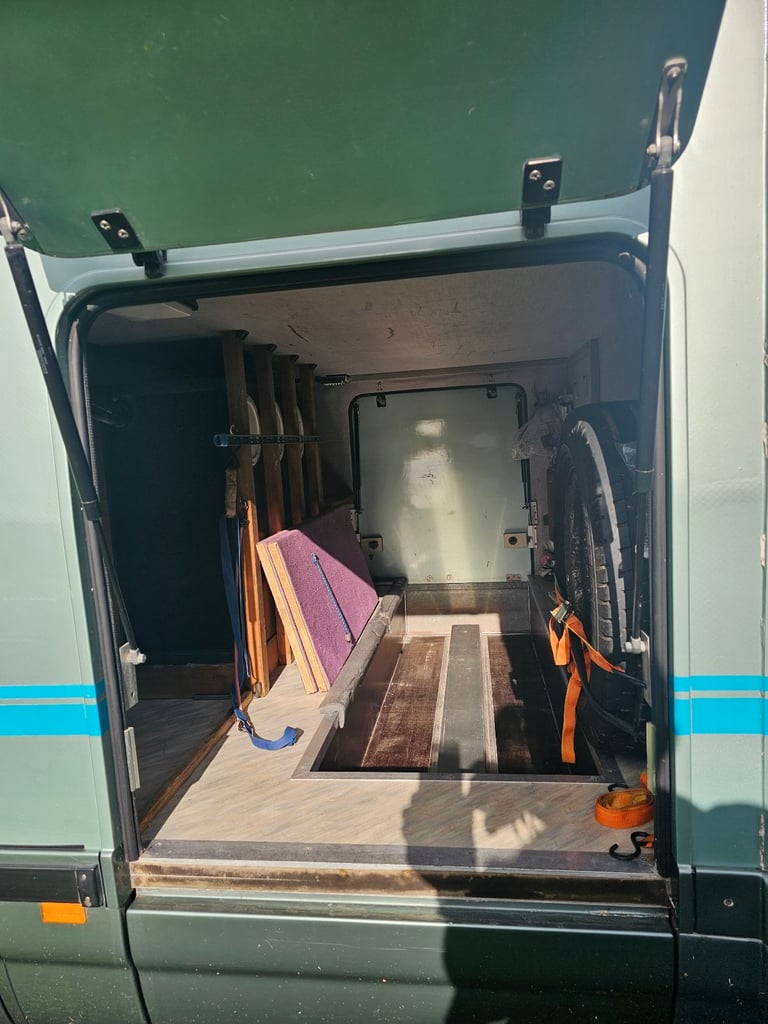 Mercedes-Benz, 1994, 2874 (cc)