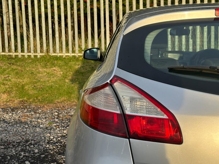 RENAULT MEGANE 1.6 16V Dynamique TomTom 2011