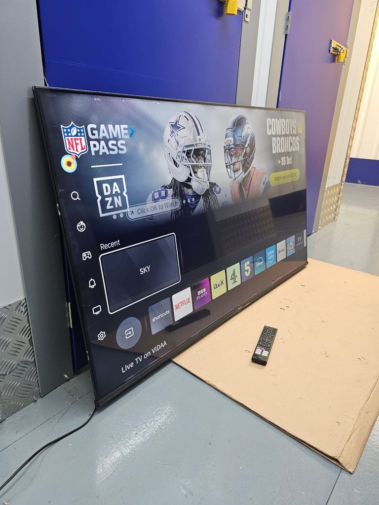 58" HISENSE 4K ULTRA SMART TV 