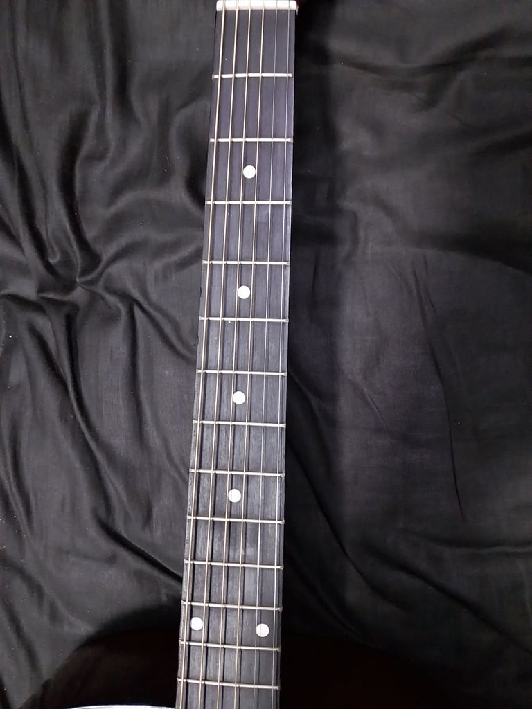 Elevation W100NA full size steel string acoustic guitar