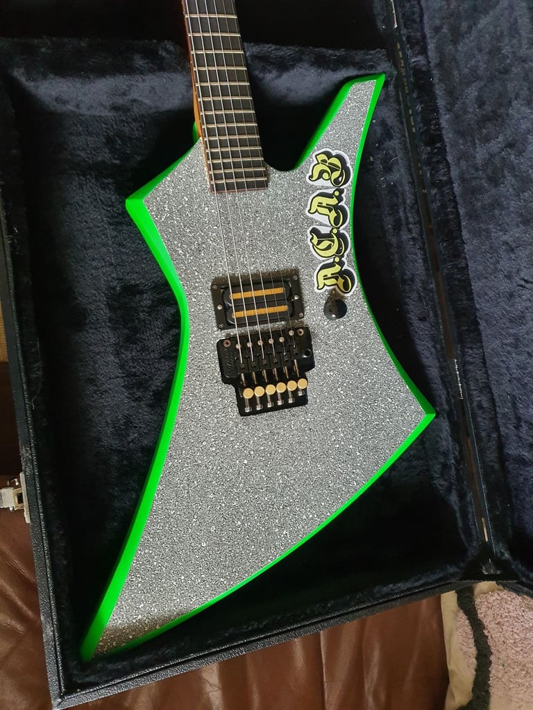 Guitar technician, Luthiery services