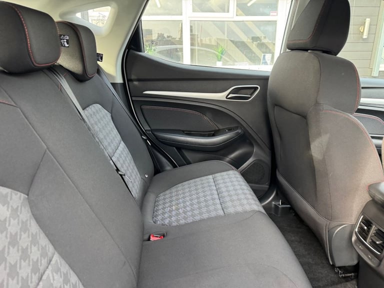 2022 72 MG MG ZS 72.6KWH SE LONG RANGE SUV 5DR ELECTRIC AUTO (156 PS)