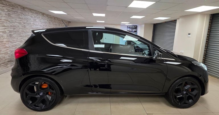 FORD FIESTA 1.1 Ti-VCT Zetec Black Manual Petrol WARRANTY 12 MONTHS MOT