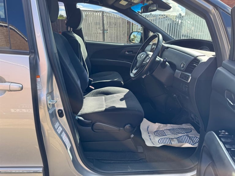 2019 Toyota Estima TOYOTA ESTIMA AERAS 4WD 2.4L AUTO 19-19 MPV 8 SEAT ULEZ FRESH IMPORT VERIFI MP...