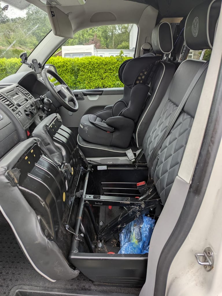 2007 VW T5 Campervan * 4 Berth *