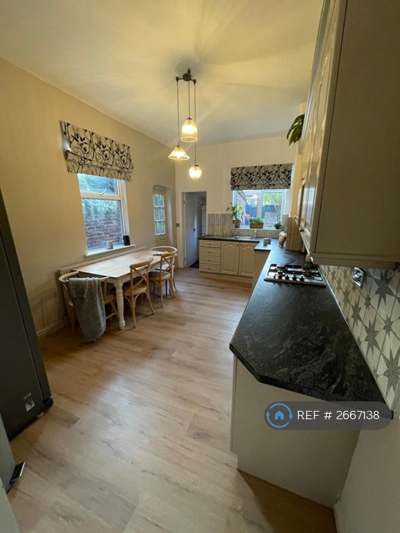 3 bedroom house in Bellfield Ave, Cheadle, SK8 (3 bed) (#2667138)