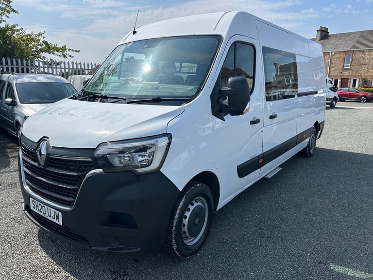 2020 Renault Master LM35dCi 135 Business Medium Roof Van ECODRIVE PANEL VAN Diesel Manual