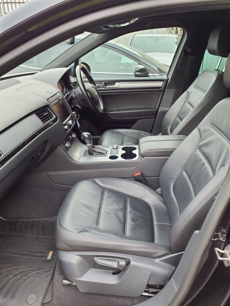 2015 15 VOLKSWAGEN TOUAREG 3.0 TDI V6 BLUEMOTION TECH R-LINE SUV 5DR DIESEL TIPT