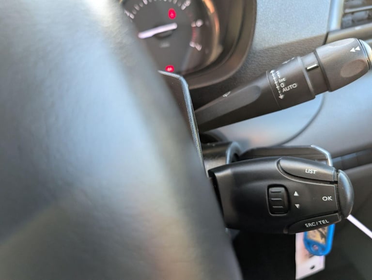 2021 Peugeot Expert 1.5 BlueHDi 1000 Professional Standard Panel Van MWB Euro 6 (s/s) 6dr PANEL V...