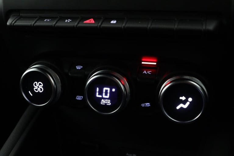 2022 Renault Captur 1.6 E-TECH Hybrid 145 R.S. Line 5dr Auto Hatchback Hybrid Automatic