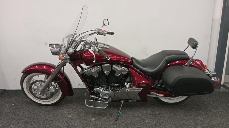 HONDA VTX1300 INTERSTATE ** MOT JUNE 2026 - LOW MILLAGE !! - PANNIERS ** 