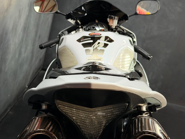 2014 Yamaha R1 1000