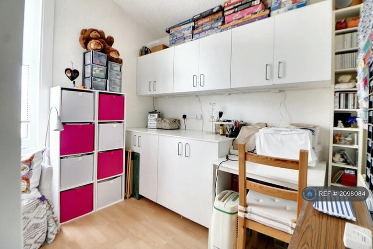 3 bedroom house in Salisbury Avenue, Westcliff-On-Sea, SS0 (3 bed) (#2098084)