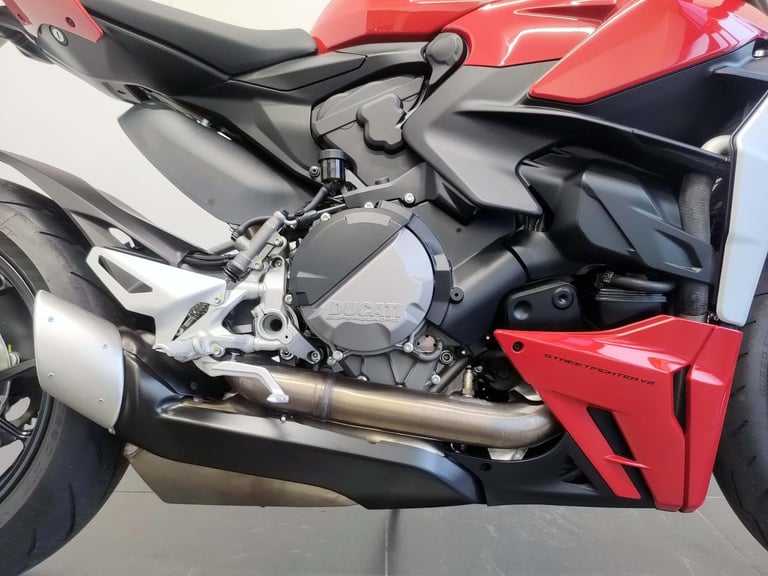 2024 Ducati Streetfighter V2 Red 559 Miles | £196 Dep & £196 pcm 7.9% APR