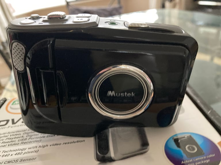image for DV535A MUSTEK DIGITAL CAMERA AND CAMCORDER RETRO BARGAIN