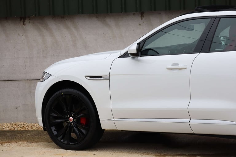 2017 Jaguar F-Pace 3.0d V6 S 5dr Auto AWD ESTATE DIESEL Automatic