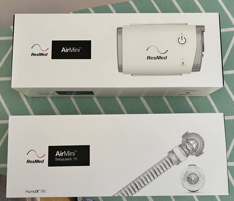 ResMed AirMini Travel CPAP machine - as new (less than 1 hr use)