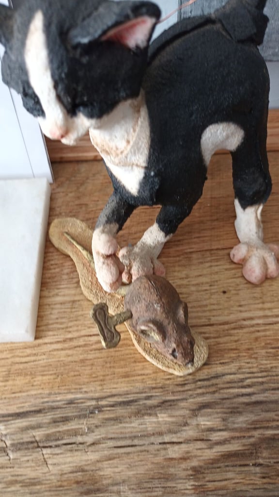Collectable &quot; A BREED APART&quot;  cat with wind up mouse.