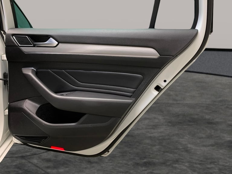 2021 Volkswagen Passat 1.4 TSI 13kWh GTE Estate 5dr Petrol Plug-in Hybrid DSG Euro 6 (s/s) (218 p...