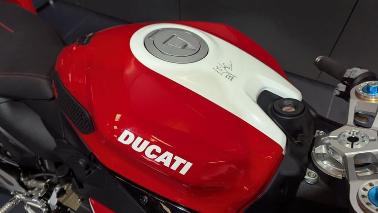 2024 Ducati Panigale V2 955 Euro 5