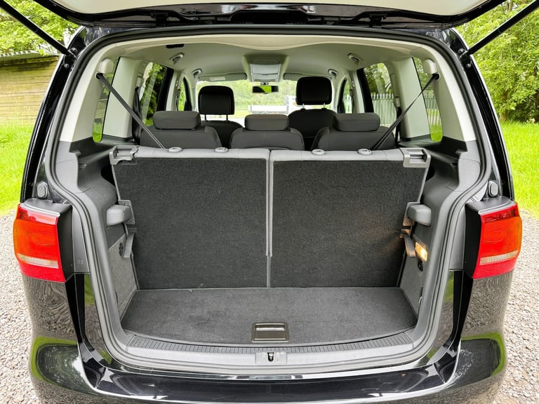 FRESH IMPORT 2012 62 PLATE VOLKSWAGEN CROSS TOURAN 1.4 TSI DSG,AUTO 7 SEATS