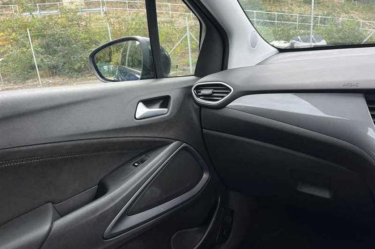 2022 Vauxhall Crossland 1.2i Turbo (130 PS) Ultimate 5 Door Petrol SUV SUV Petrol Manual