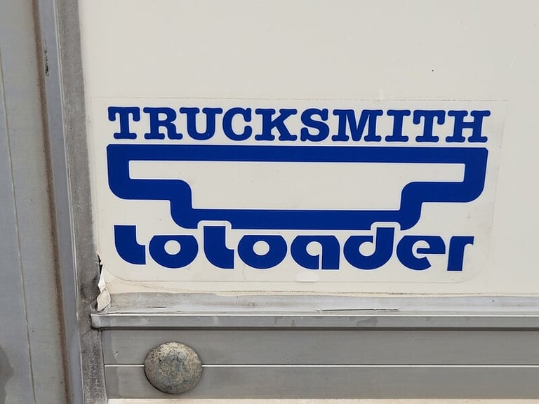 2023 Renault Master 145ps ENERGY 35 Business Luton Low Loader LWB 4.85m with Roller Shutter Doo L...