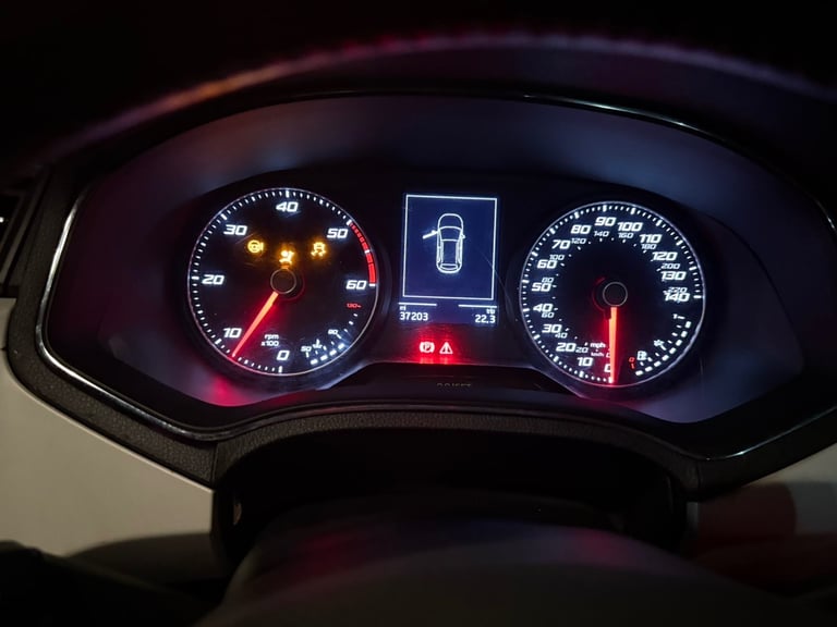 Seat, ARONA, Hatchback, 2018, Manual, 1598 (cc), 5 doors