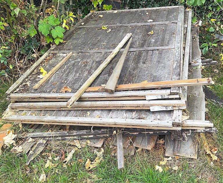 DAMAGED FENCE PANELS