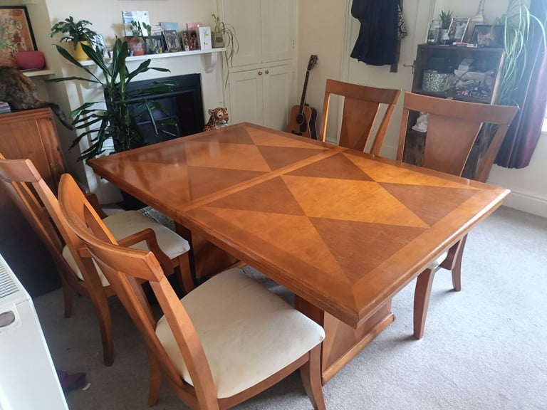 Dining Table and 4 Chairs