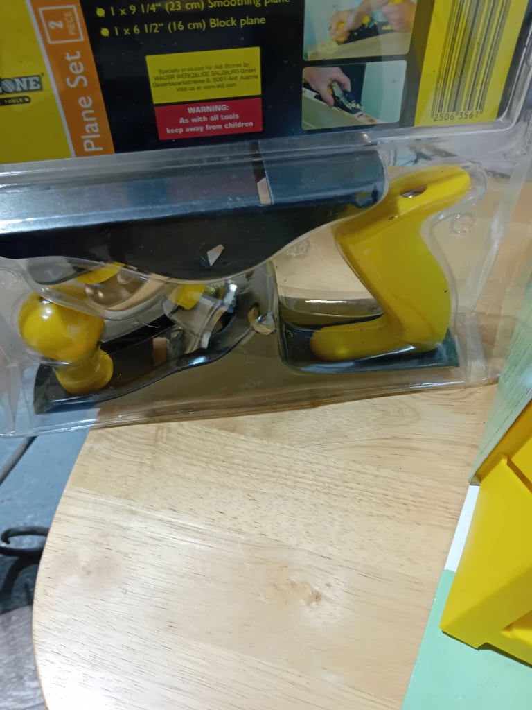 image for Plane set and mitre  box 