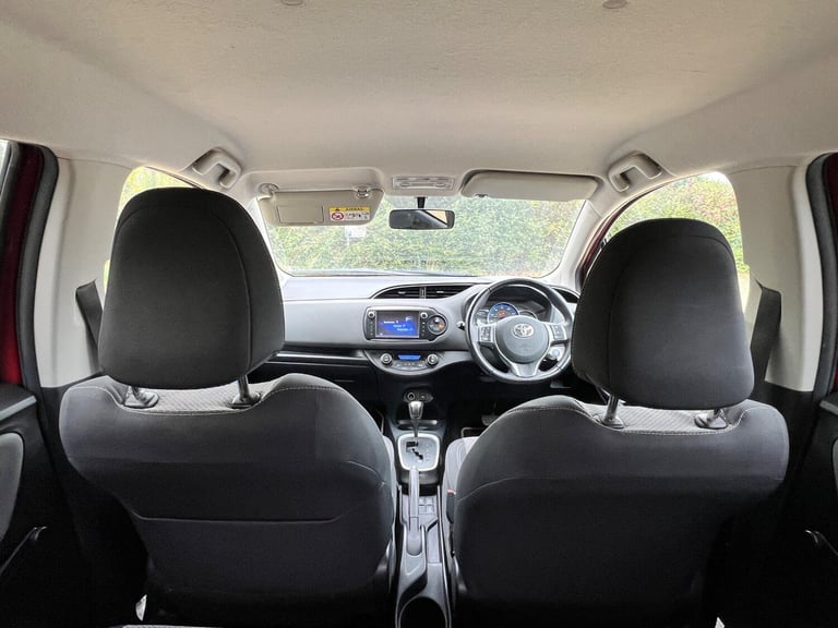 2016 Toyota Yaris 1.5 VVT-h Icon E-CVT Euro 6 5dr HATCHBACK Petrol/Electric Hybrid Automatic