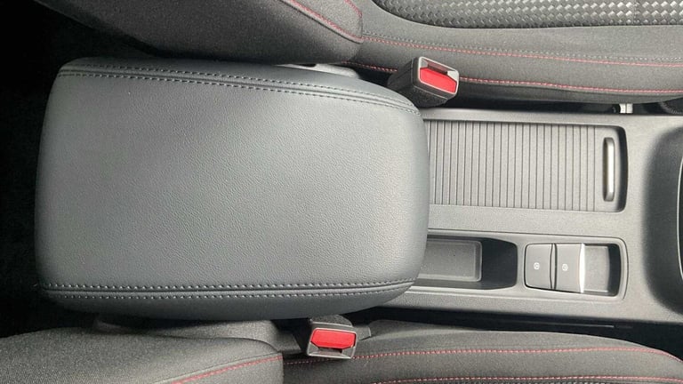 2025 Ford Focus 1.0 EcoBoost Hybrid mHEV ST-Line 5dr HATCHBACK PETROL Manual