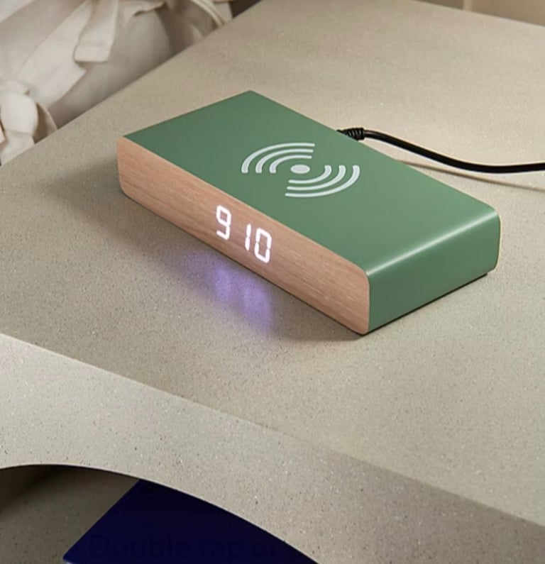 image for Charge station + Alarm clock 