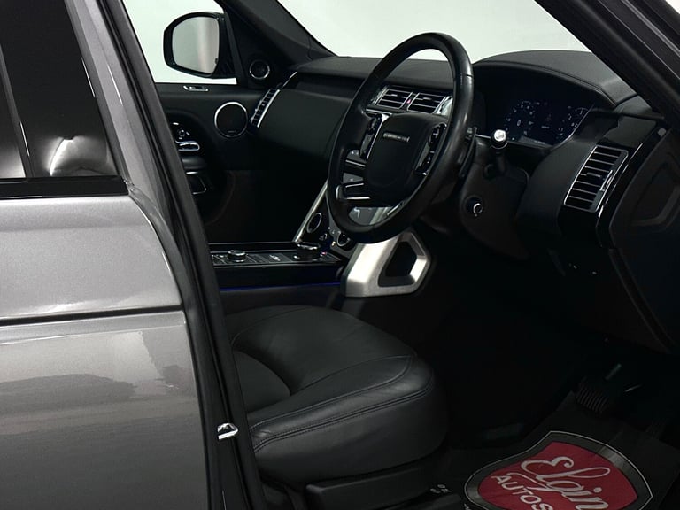 2019 Land Rover Range Rover Vogue 3.0 SDV6 Vogue Auto ( 275 bhp ) Station Wagon Diesel Automatic