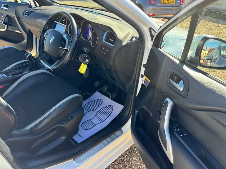 2015 Citroen DS4 1.6 BlueHDi DStyle Nav Hatchback 5dr Diesel Manual Euro 6