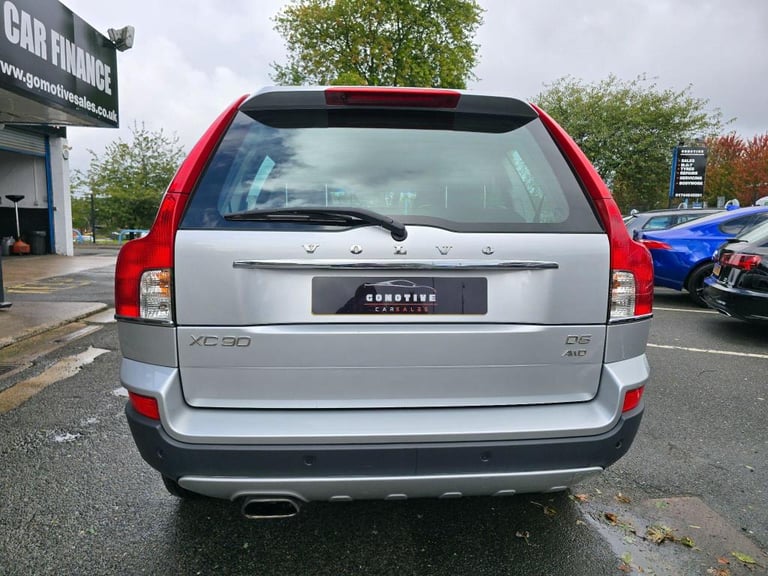 Volvo XC90 2.4 D5 SE Lux Geartronic 4WD Euro 5 5dr Diesel