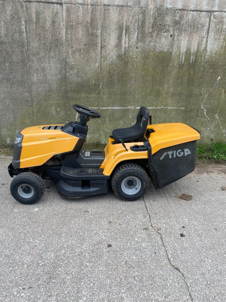 STIGA ESTATE 3084H RIDE ON MOWER FOR SALE.