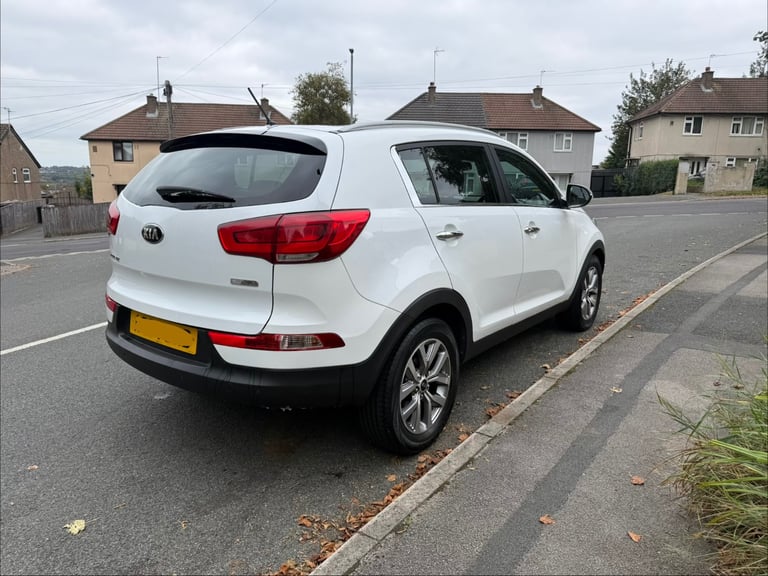 2014 64 Plate Kia, SPORTAGE 1.7 Diesel, Pan Roof, Parking sensors