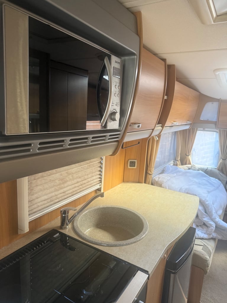 Swift Islay 5Berth Caravan (2010)