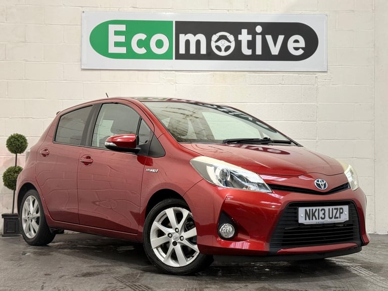 2013 Toyota Yaris 1.5 VVT-h T Spirit CVT Euro 5 5dr HATCHBACK Petrol/Electric Hybrid Automatic