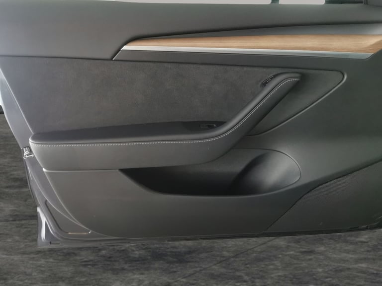 2021 Tesla Model 3 (Dual Motor) Long Range Saloon 4dr Electric Auto 4WDE (346 ps) - AUTO PARK  Sa...