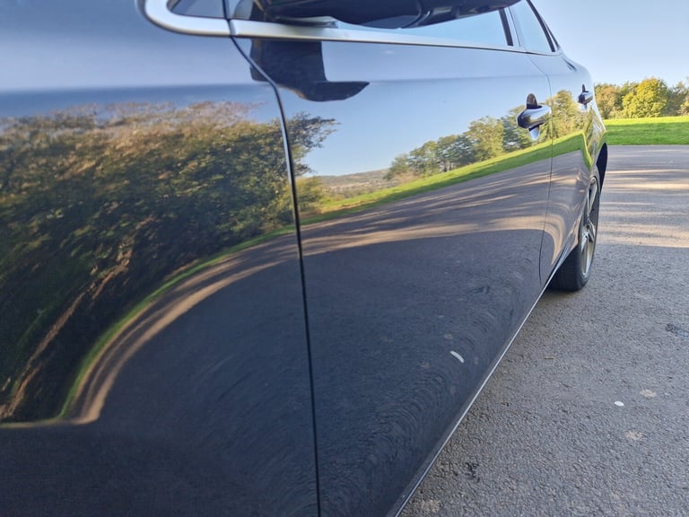 2014 Volvo V40 D3 R DESIGN 5dr HATCHBACK Diesel Manual