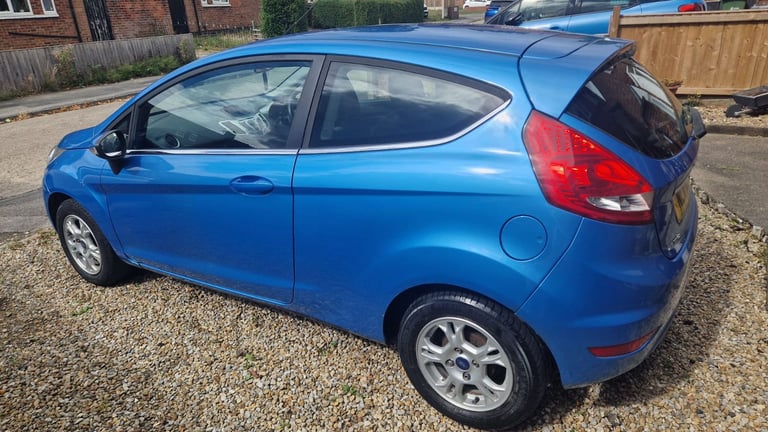 Ford, FIESTA, Hatchback, 2011, Manual, 1242 (cc), 3 doors