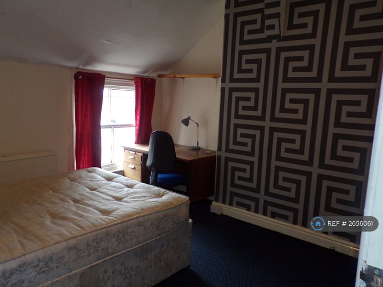 7 bedroom house in Goulden Road, Manchester, M20 (7 bed) (#2656061)