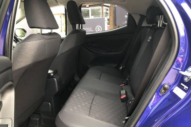 2025 Toyota Yaris 1.5 Hybrid Design 5dr CVT HATCHBACK PETROL/ELECTRIC Automatic