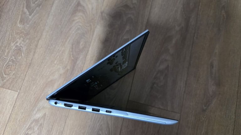 Dell Vostro 5490 laptop 16gb ram memory Intel i5-10210U Quad core processor